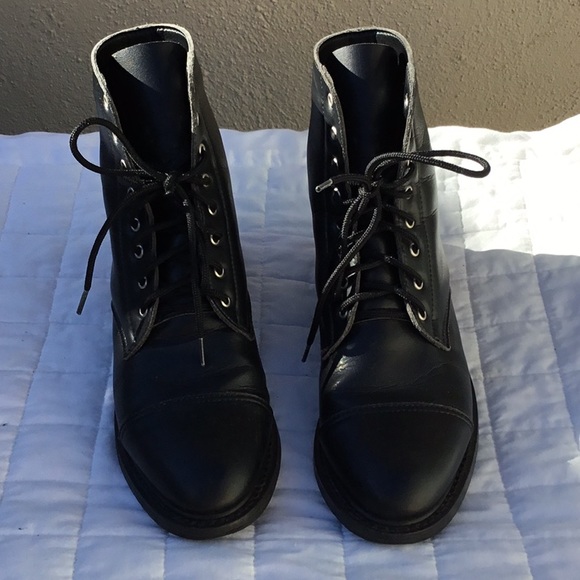 nicora sinclair boots